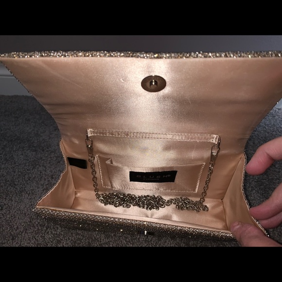 Purse - Picture 3 of 4